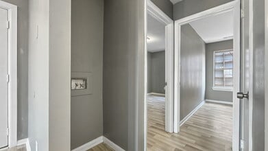 1100 Wilson Rd in Norfolk, VA - Foto de edificio - Building Photo