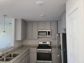 412 Abigail Aly in San Antonio, TX - Building Photo - Building Photo