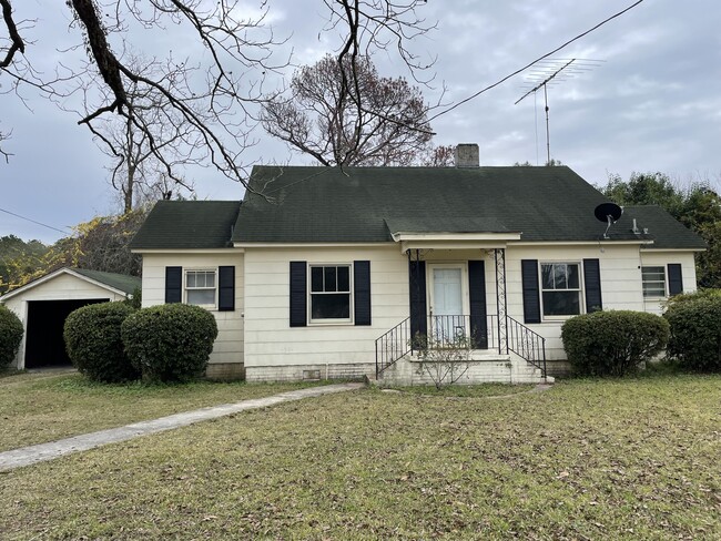 property at 603 S Tillman St