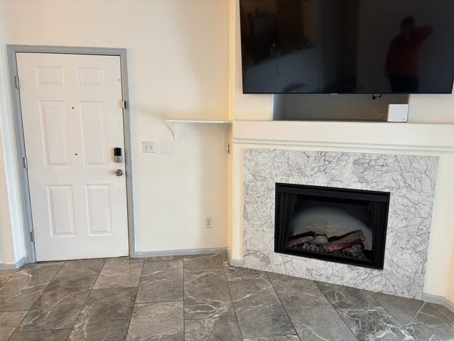 property at 4451 S Ammons St