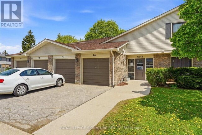 property at 2701 Aquitaine Ave