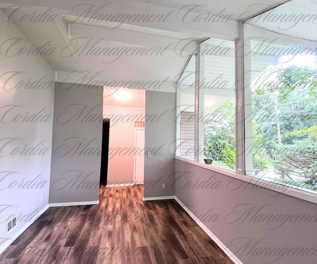 1020 Eisenhower Ct SE in Atlanta, GA - Building Photo - Building Photo