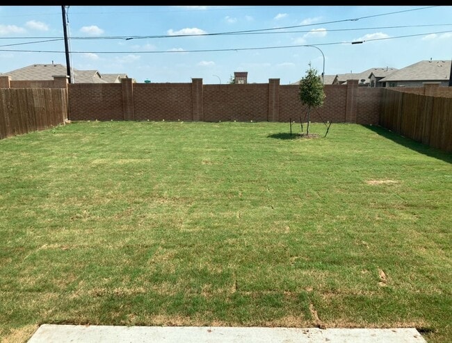 6317 Bollard Dr in Fort Worth, TX - Building Photo - Building Photo