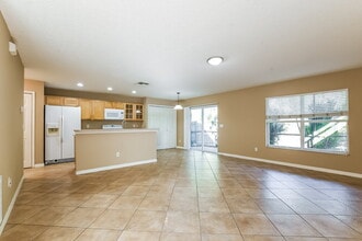 2010 Stone Abbey Blvd in Orlando, FL - Building Photo - Building Photo