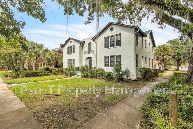 740 E 45th St in Savannah, GA - Building Photo - Building Photo
