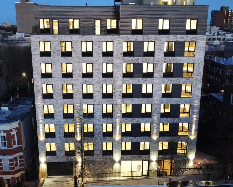 2330 Cambreleng Ave in Bronx, NY - Building Photo