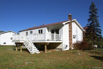 25 Trotting Dr in Chester, NY - Building Photo - Building Photo