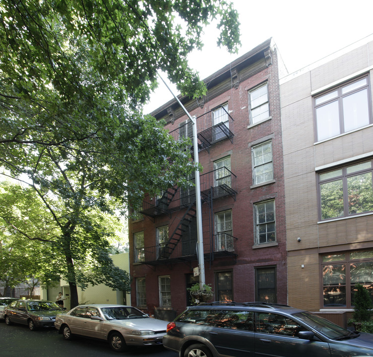 43 Columbia Pl in Brooklyn, NY - Building Photo