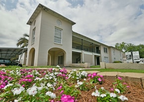 Provincial North Apartments in Baton Rouge, LA - Building Photo