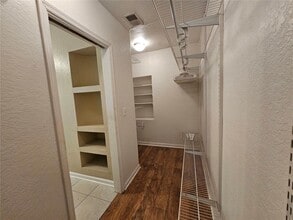 2009 E Washington St in Orlando, FL - Building Photo - Building Photo