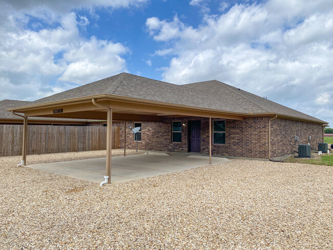 1517 County Road 706, Unit 2 in Joshua, TX - Building Photo - Building Photo