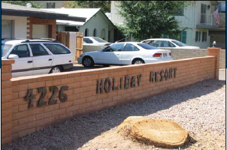 Holiday Resort in Phoenix, AZ - Building Photo