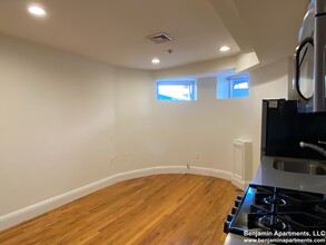 22 Brainerd Rd, Unit 10 in Boston, MA - Building Photo - Building Photo