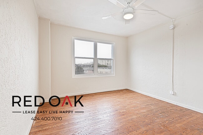 property at 2731 Beverly Blvd