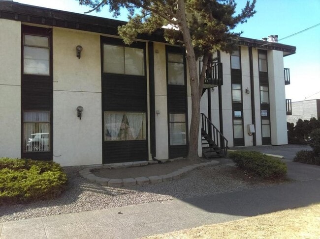 property at 2733 61st Ave SW