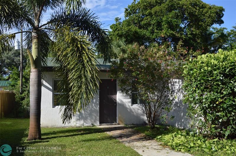 819 NE 14th Ct in Fort Lauderdale, FL - Building Photo