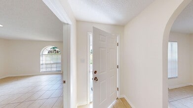 15905 Hidden Lake Cir in Clermont, FL - Building Photo - Building Photo