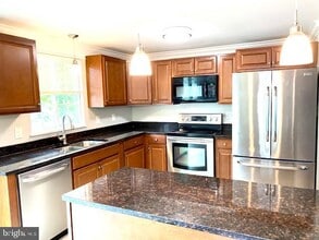 19002 Quail Valley Blvd in Gaithersburg, MD - Building Photo - Building Photo