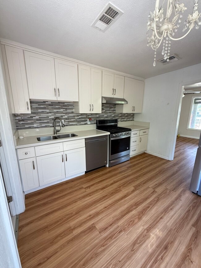 property at 4512 Live Oak St