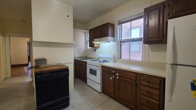 49 Hudson Pl in Weehawken, NJ - Building Photo - Building Photo
