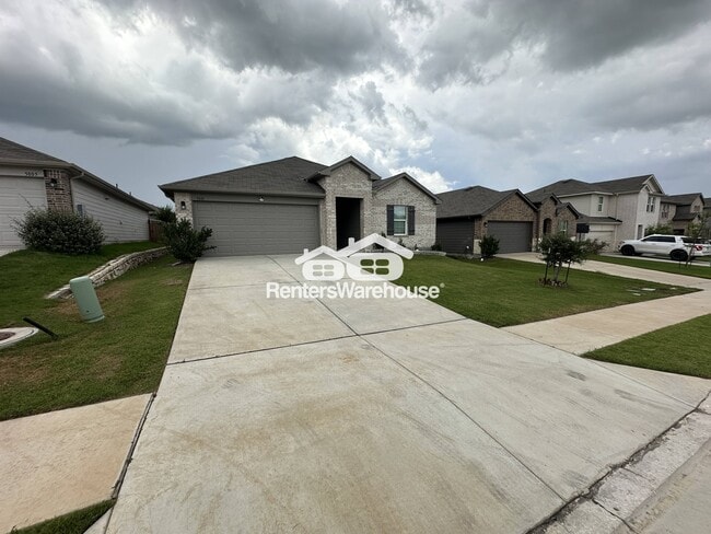 5801 Berriweather Dr in Austin, TX - Building Photo - Building Photo