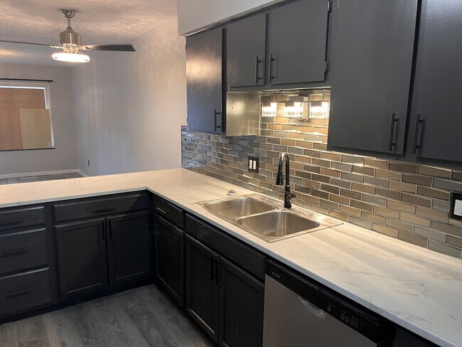 property at 5174-5174 Belle Isle Dr