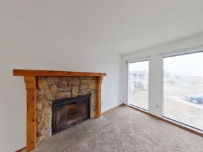 3951 N Garland Cir in Wichita, KS - Building Photo - Building Photo