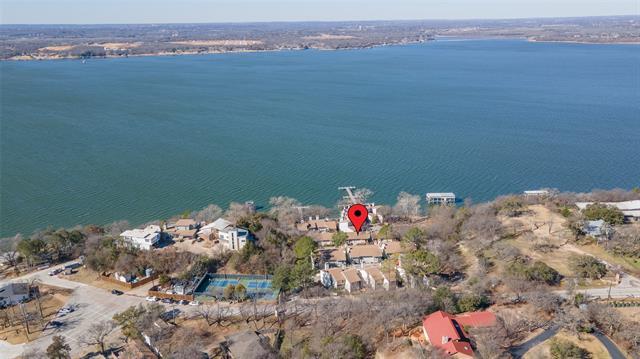 9999 Boat Club Rd in Fort Worth, TX - Foto de edificio