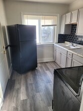 15849 Indiana St, Unit Upper unit in Detroit, MI - Building Photo - Building Photo