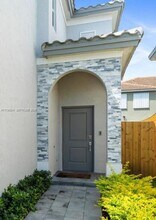 1414 SE 26th Ter in Homestead, FL - Building Photo - Building Photo