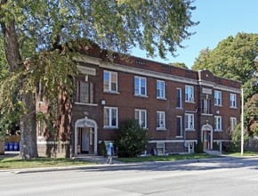 1394-1400 King St E in Hamilton, ON - Building Photo - Primary Photo