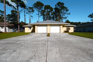 122 Ullian Trail in Palm Coast, FL - Building Photo