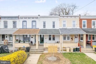 320 Iona Ave in Narberth, PA - Building Photo - Building Photo