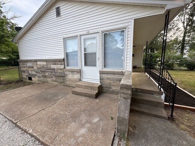 2708 Trimble St in Paducah, KY - Building Photo - Building Photo
