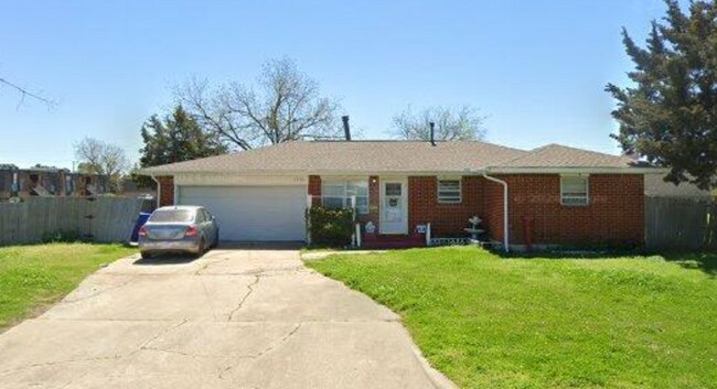 property at 1332 E Louisiana St