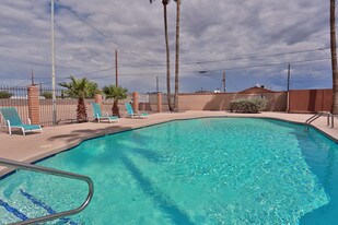 Golden Sands Resorts Apartments