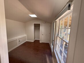 2609 Dana St, Unit COTTAGE in Berkeley, CA - Foto de edificio - Building Photo