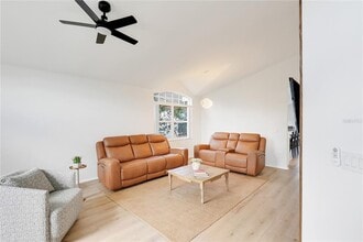 203 Lake Davenport Estates Dr in Davenport, FL - Building Photo - Building Photo