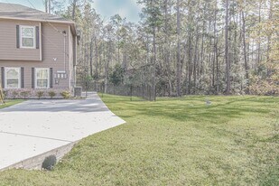 20211 Hemlock Ln in Montgomery, TX - Building Photo