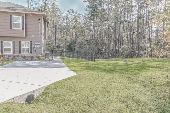 property at 20211 Hemlock Ln