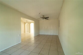 407 Delia Ave in Alamo, TX - Building Photo - Building Photo