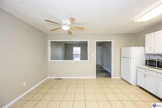 111 Hickory Hill Dr in Elizabethtown, KY - Building Photo - Building Photo