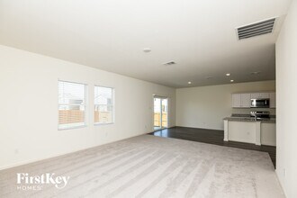 8356 Hawkview Dr in Fort Worth, TX - Building Photo - Building Photo