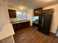 5400 Valley St, Unit B in Philadelphia, PA - Building Photo - Building Photo