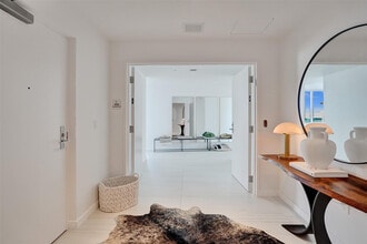 2200 N Ocean Blvd in Fort Lauderdale, FL - Building Photo - Building Photo