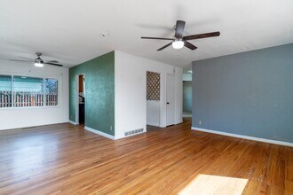 2610 E Pikes Peak Ave in Colorado Springs, CO - Building Photo - Building Photo