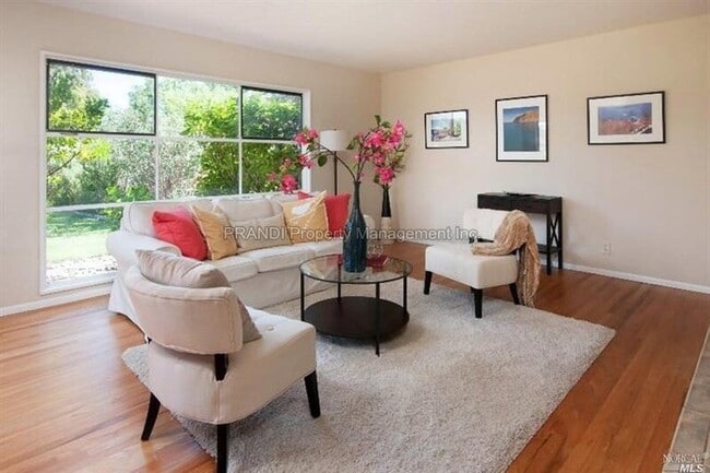 436 Via Herbosa in Novato, CA - Building Photo - Building Photo