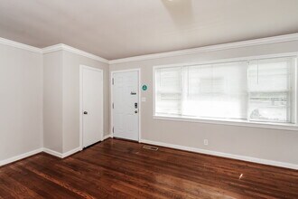 828 5 Mile Rd in Birmingham, AL - Building Photo - Building Photo