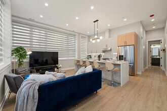 801 S Western Ave in Chicago, IL - Building Photo - Building Photo