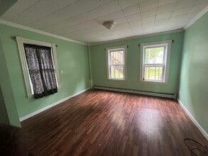 8 Oak St, Unit #1 in Dudley, MA - Building Photo - Building Photo